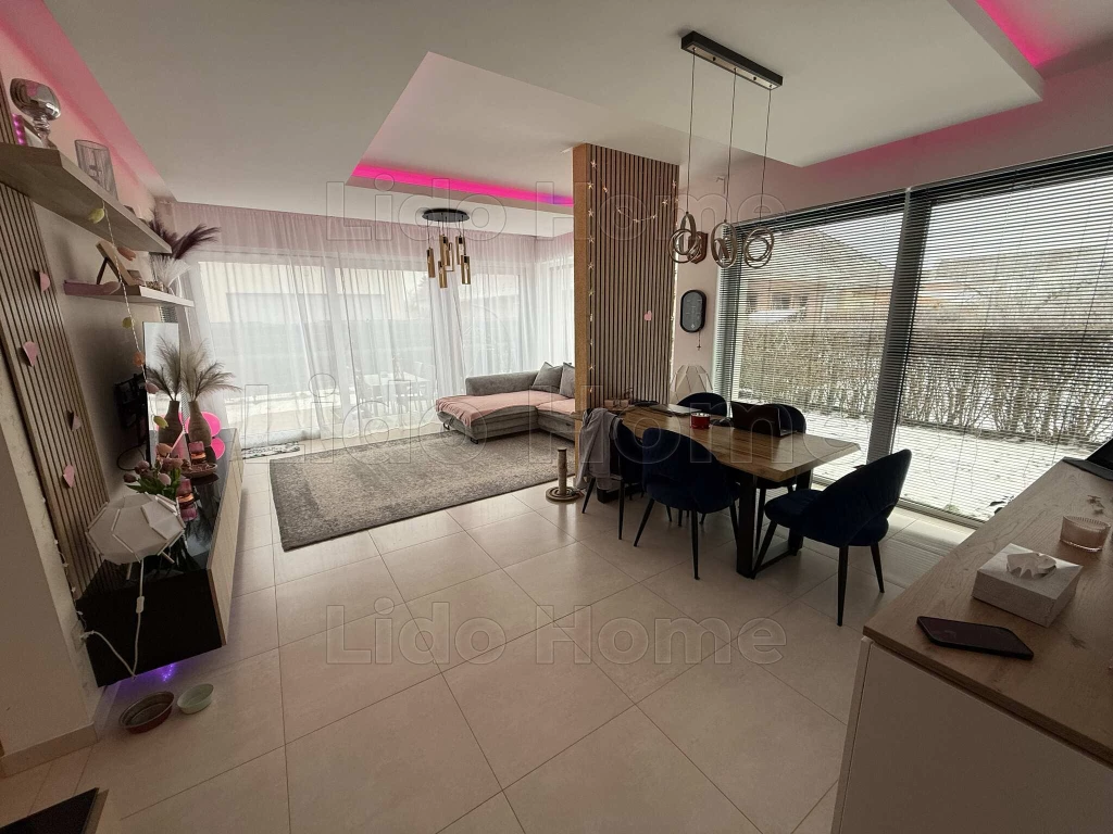 Új építésű funkcionális családi fészek Aszófőn, a Balaton északi partján!