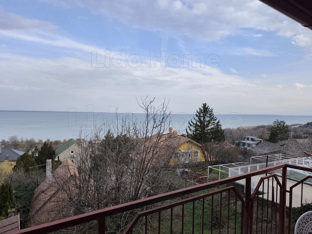 c3-1-name c2-1-name, Balatonalmádi