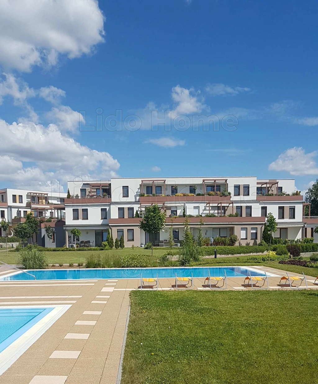 Földszinti, 2 szoba+nappalis nyaraló Balatonalmádiban!