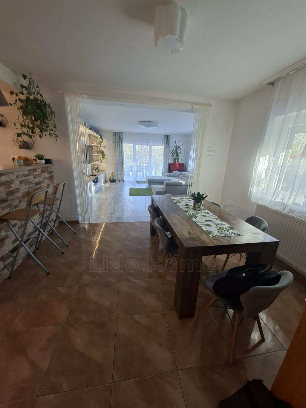 c3-1-name c2-1-name, Balatonkenese