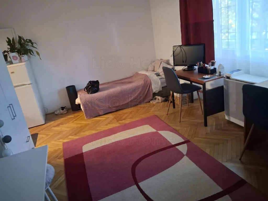 VESZPRÉMI TÉGLALAKÁS AZ EGYETEMVÁROSRÉSZBEN ELADÓ!