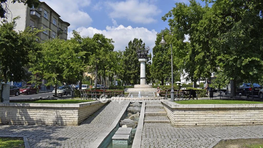 Kiadó téglalakás, Budapest XII. kerület, Királyhágó tér