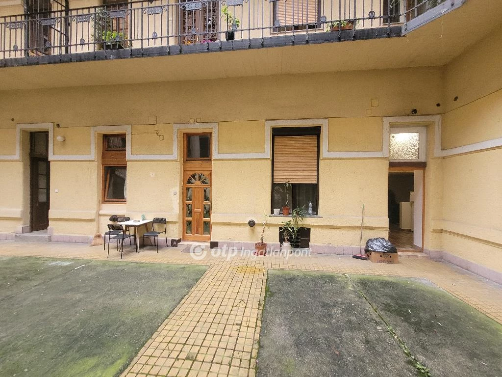 c3-1-name c2-19-name, Budapest VII. kerület, Wesselényi