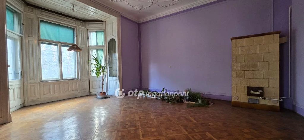 c3-1-name c2-19-name, Budapest VIII. kerület, Rákóczi tér metró