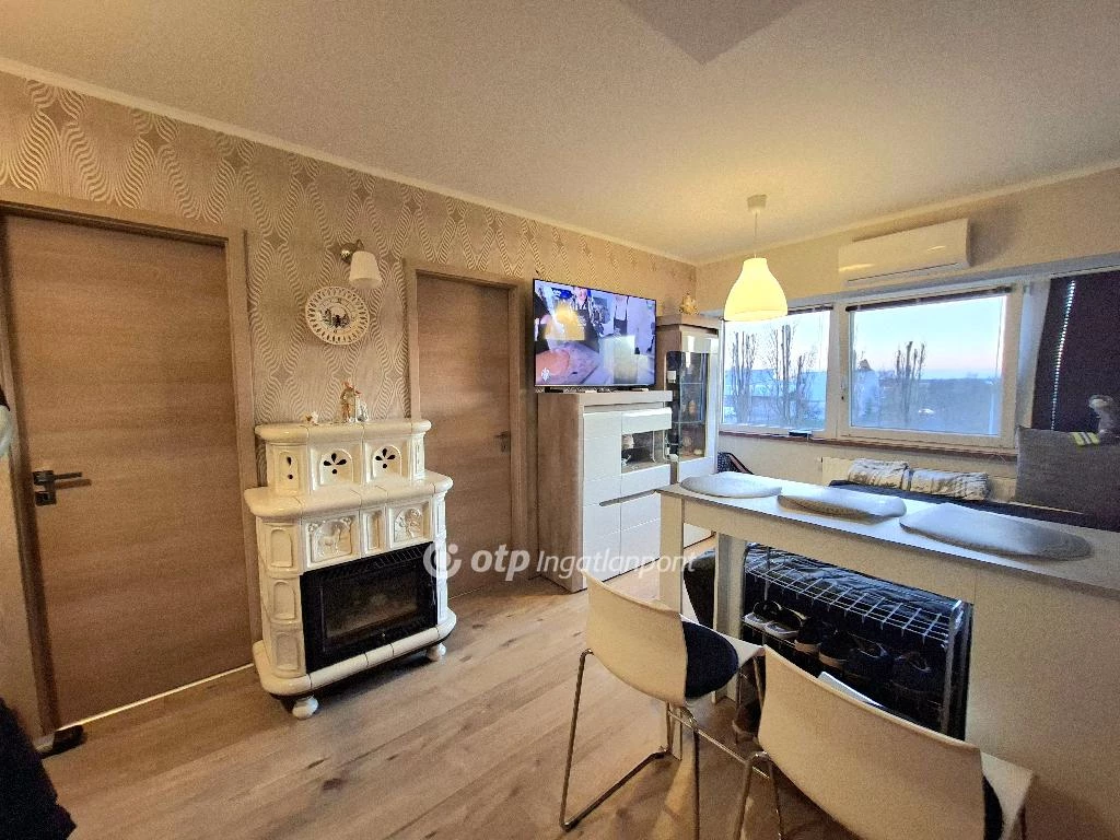 For sale office, office block, Budapest XVI. kerület, Mátyásföld