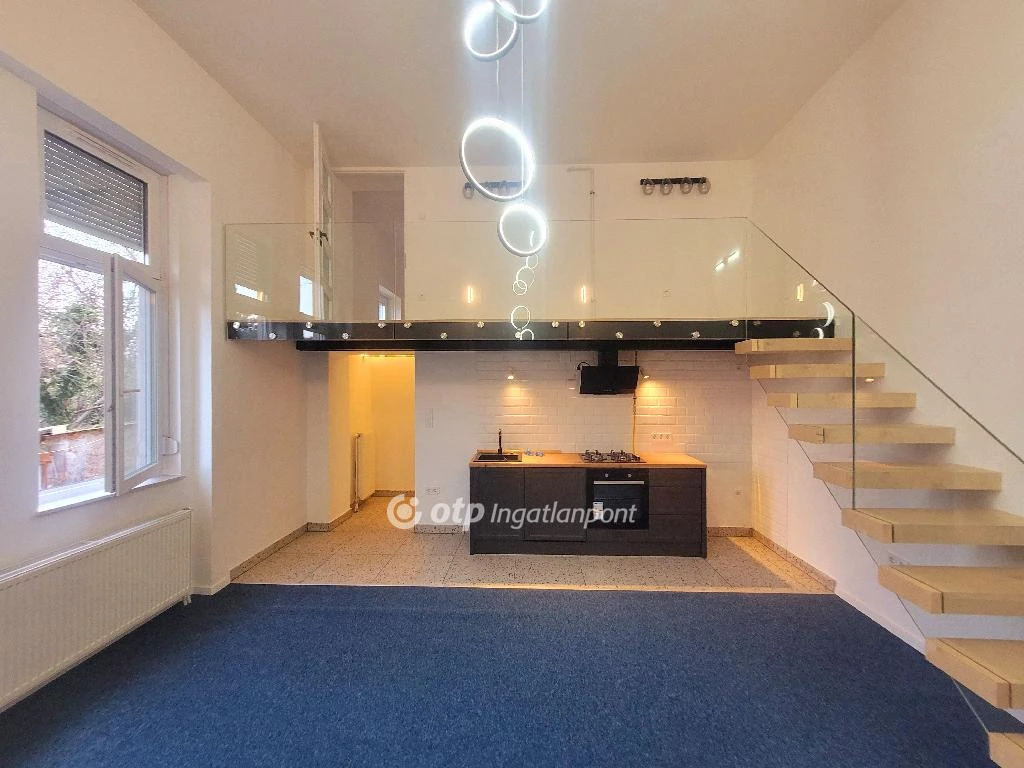 Eladó téglalakás, Budapest XXII. kerület, Nagy pincészetek