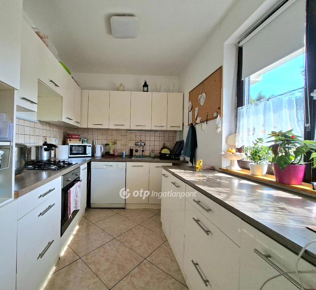 Eladó családi ház, Budapest XVII. kerület, Madárdomb