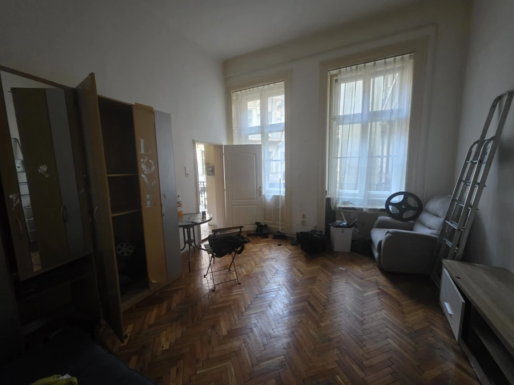 Eladó téglalakás, Budapest VII. kerület, Rottenbiller utca