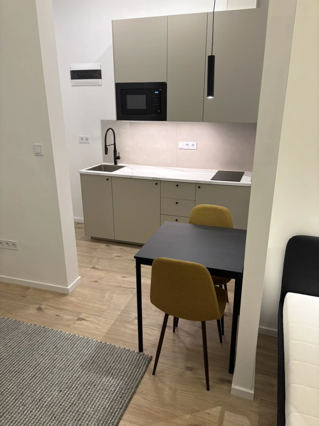 c3-2-name c2-19-name, Budapest VII. kerület, Erzsébetváros, Szövetség utca