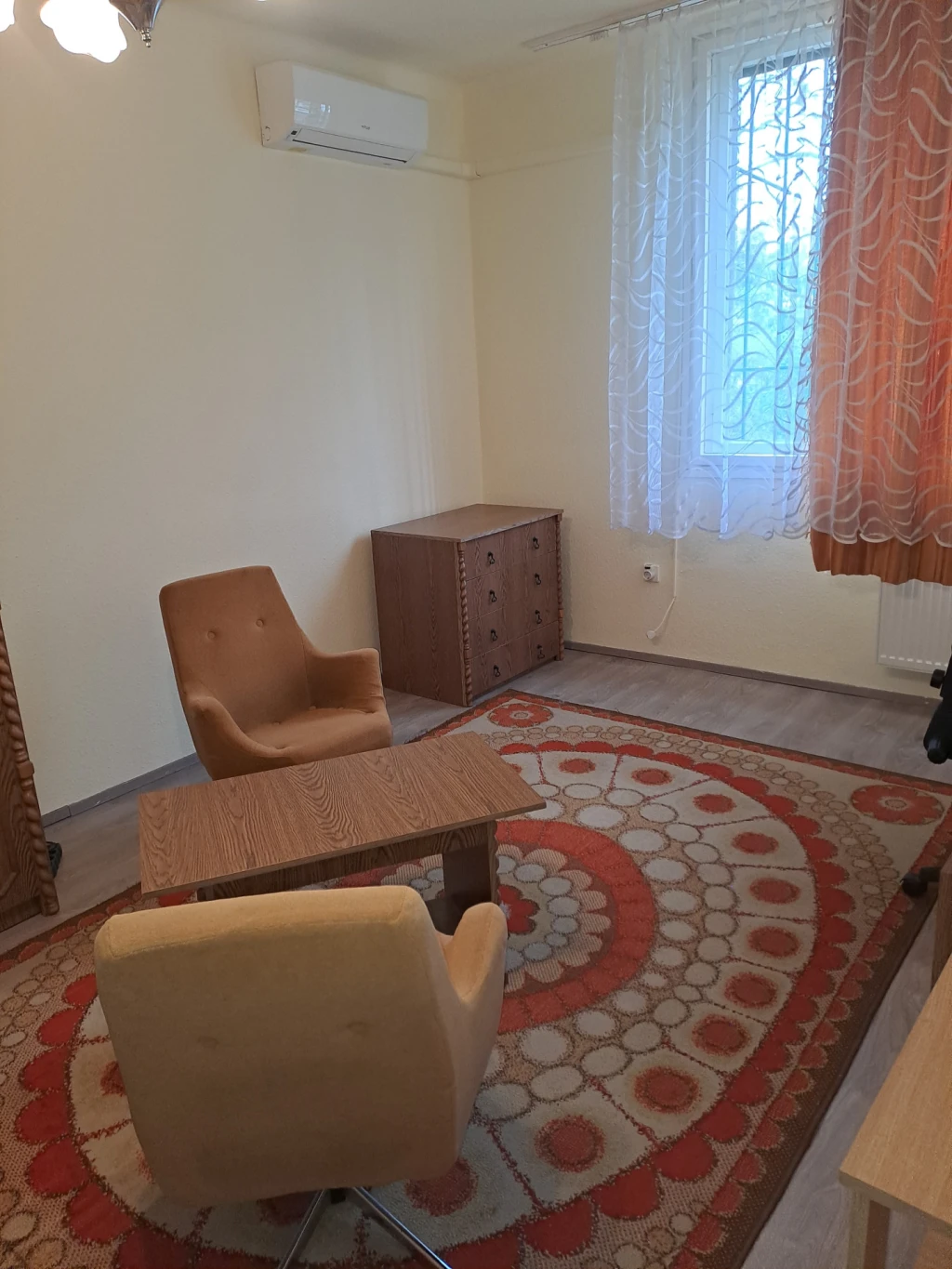 c3-2-name c2-20-name, Budapest XVIII. kerület, Lakatos-lakótelep, Építő utca