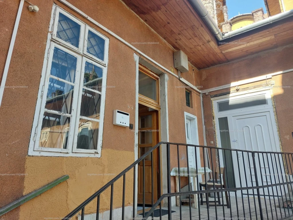 c3-1-name c2-19-name, Budapest III. kerület, Óbuda, Bécsi út