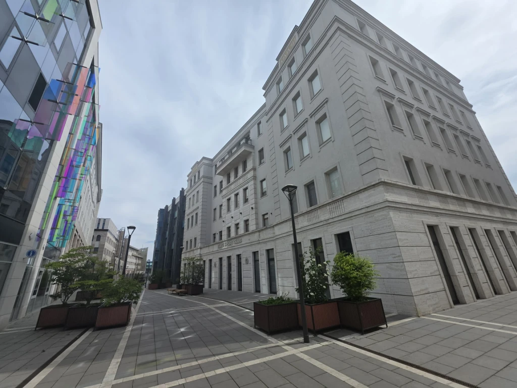 c3-2-name c2-19-name, Biatorbágy, Kőris utca