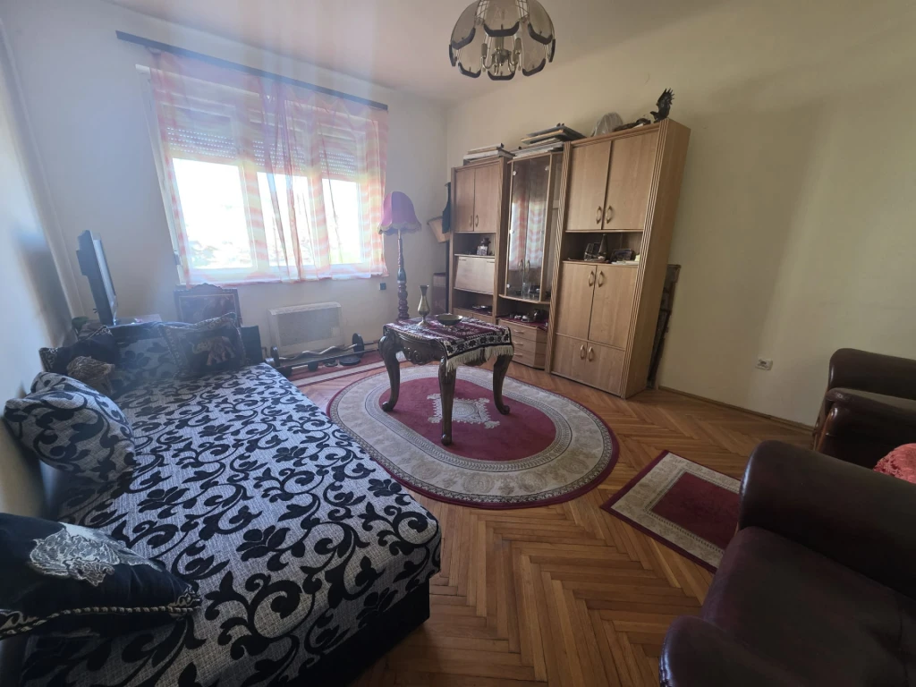 c3-2-name c2-19-name, Budapest XIV. kerület, Róna utca 146