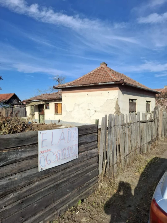 Eladó családi ház, Tószeg