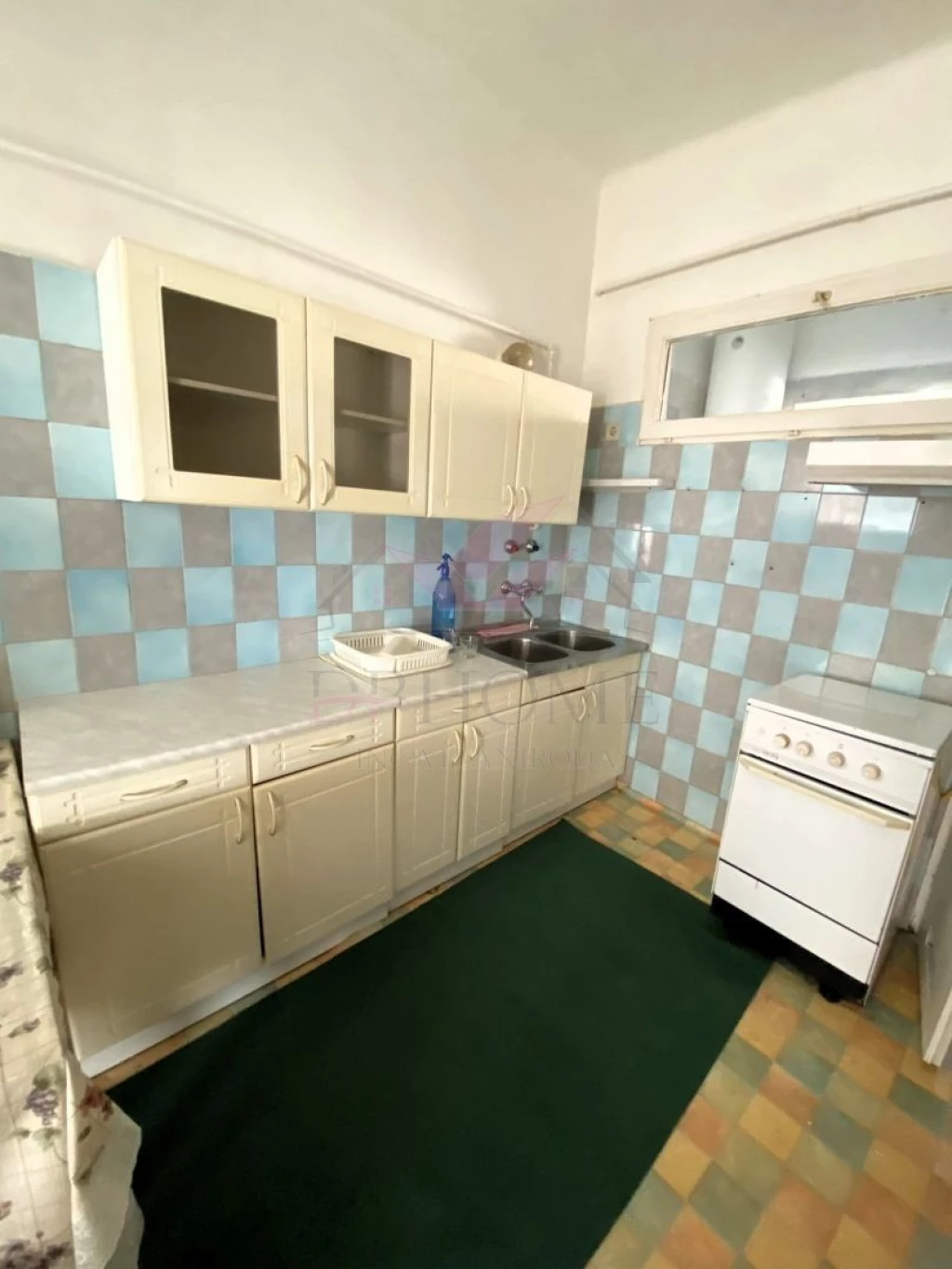 c3-2-name c2-5-name, Debrecen, Belváros