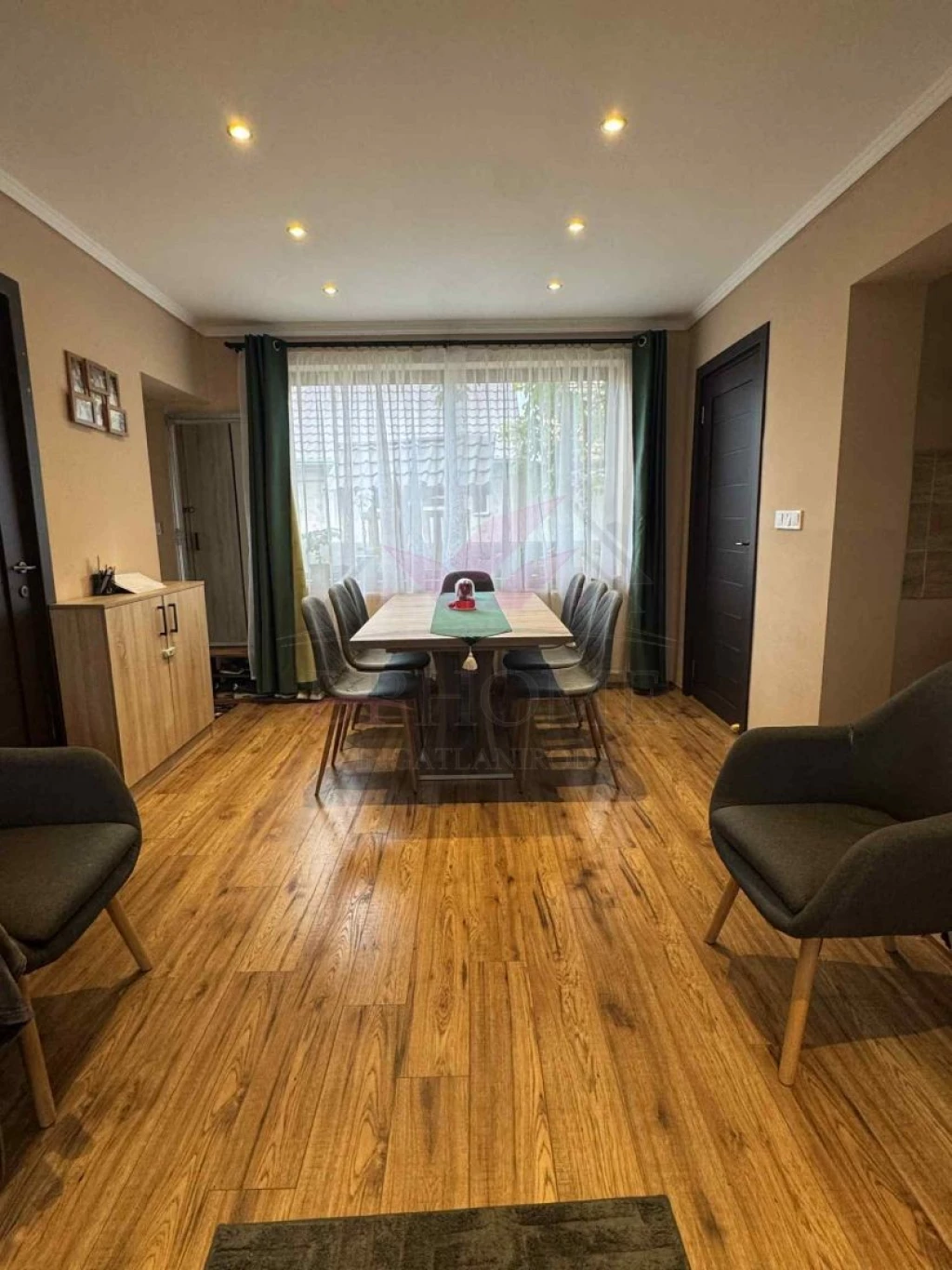 Debrecenben a Gerébytelepen 60m2-es nappali+2 szobás felújított családi ház ELADÓ!