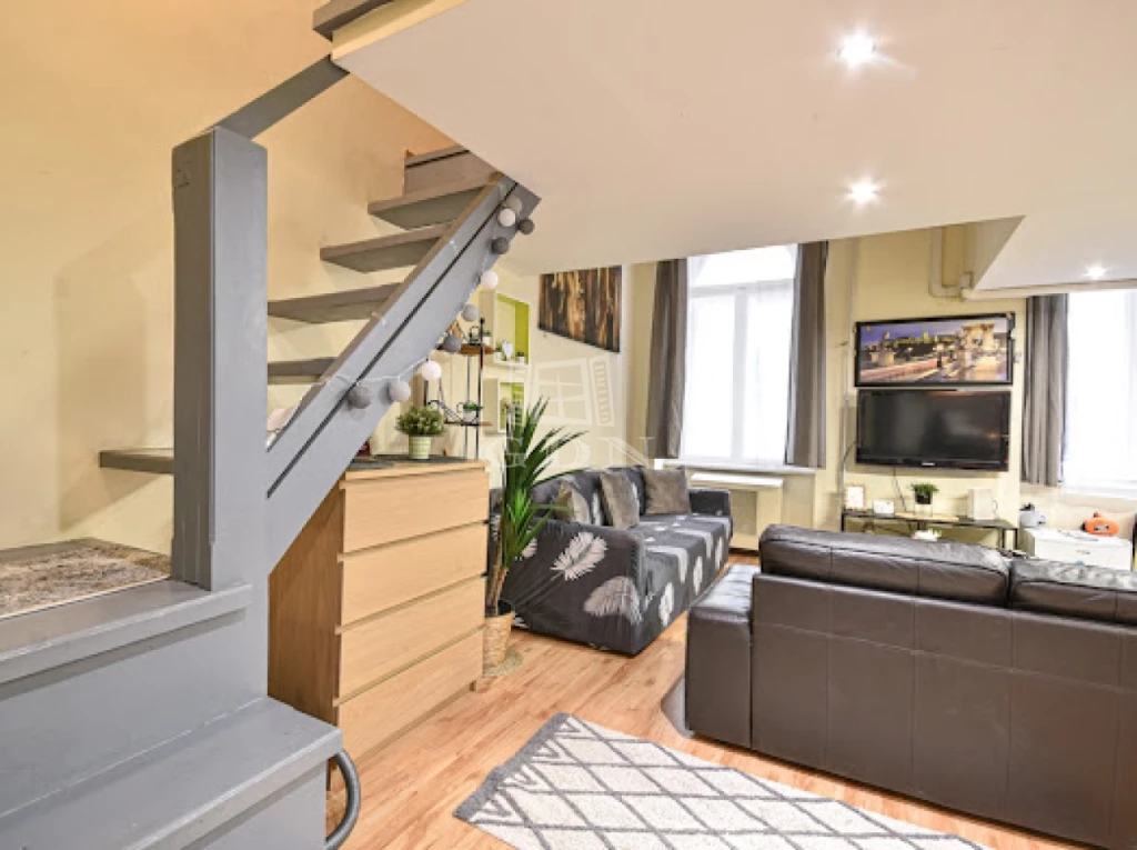 Eladó téglalakás, Budapest VII. kerület, Nagykörúton belüli terület, Wesselényi utca