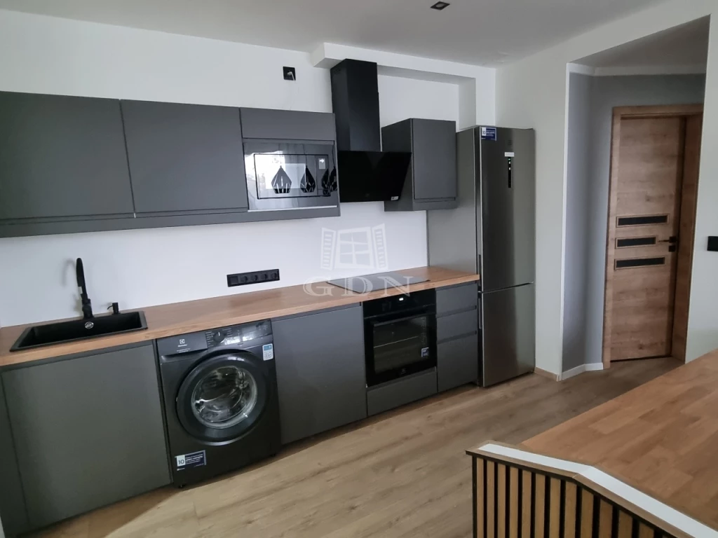 For sale brick flat, Budapest XIV. kerület, Kassai tér