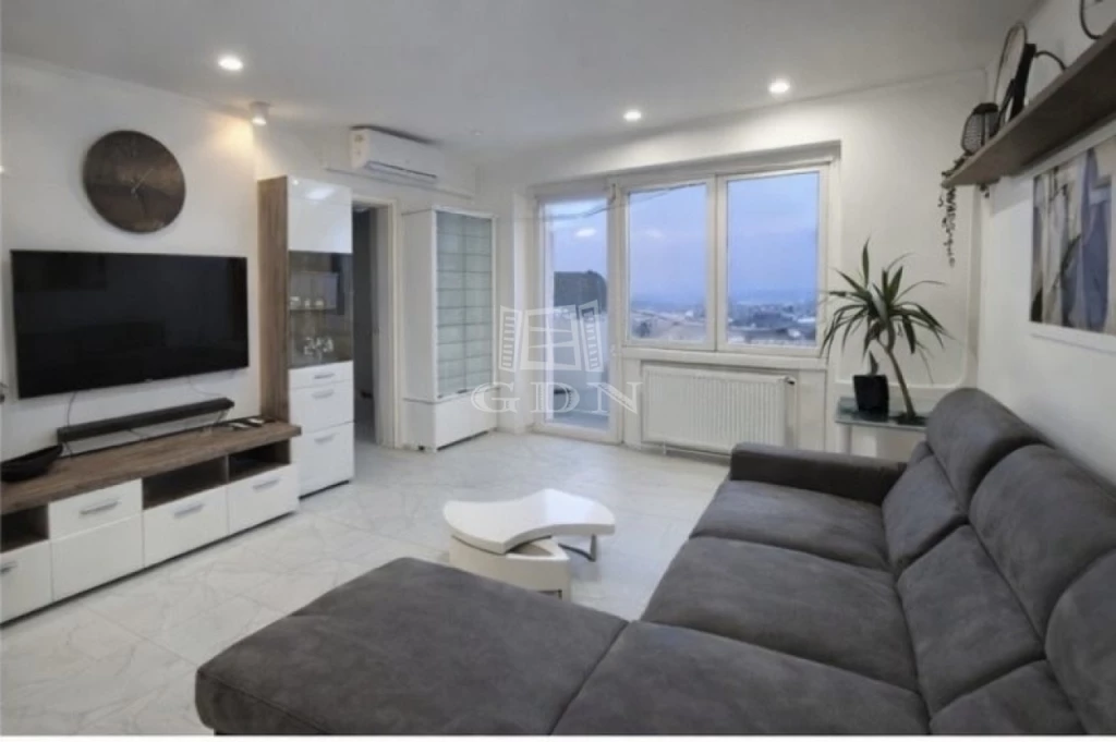 For sale panel flat, Budapest XIV. kerület, Csertő park