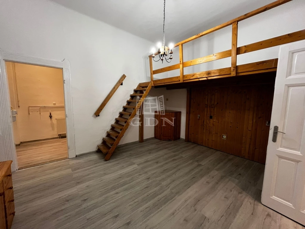 For sale brick flat, Budapest VII. kerület, Nefelejcs utca