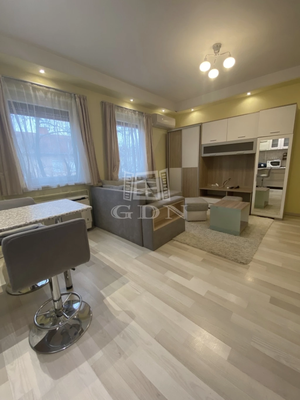 Eladó téglalakás, Budapest XIII. kerület, Angyalföld, Béke út közelében