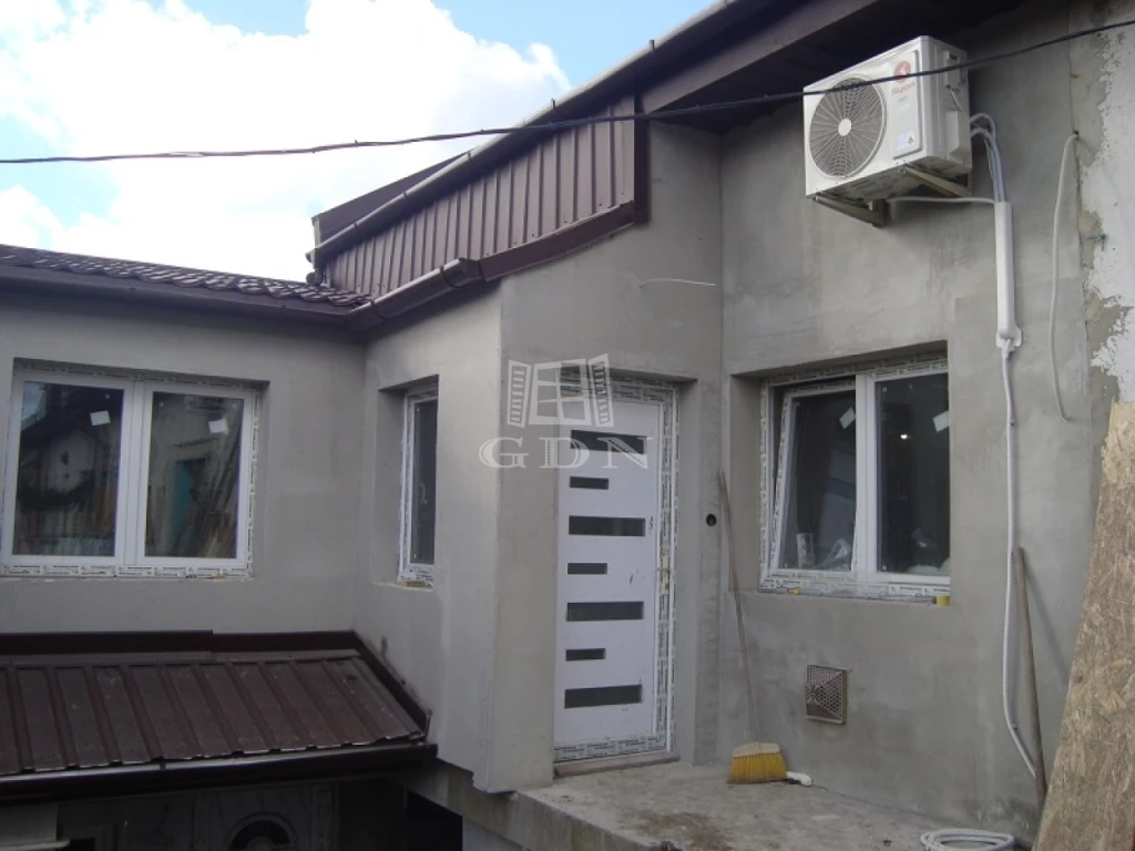 For sale brick flat, Budapest XX. kerület, Pesterzsébet, Teljesen felújítva