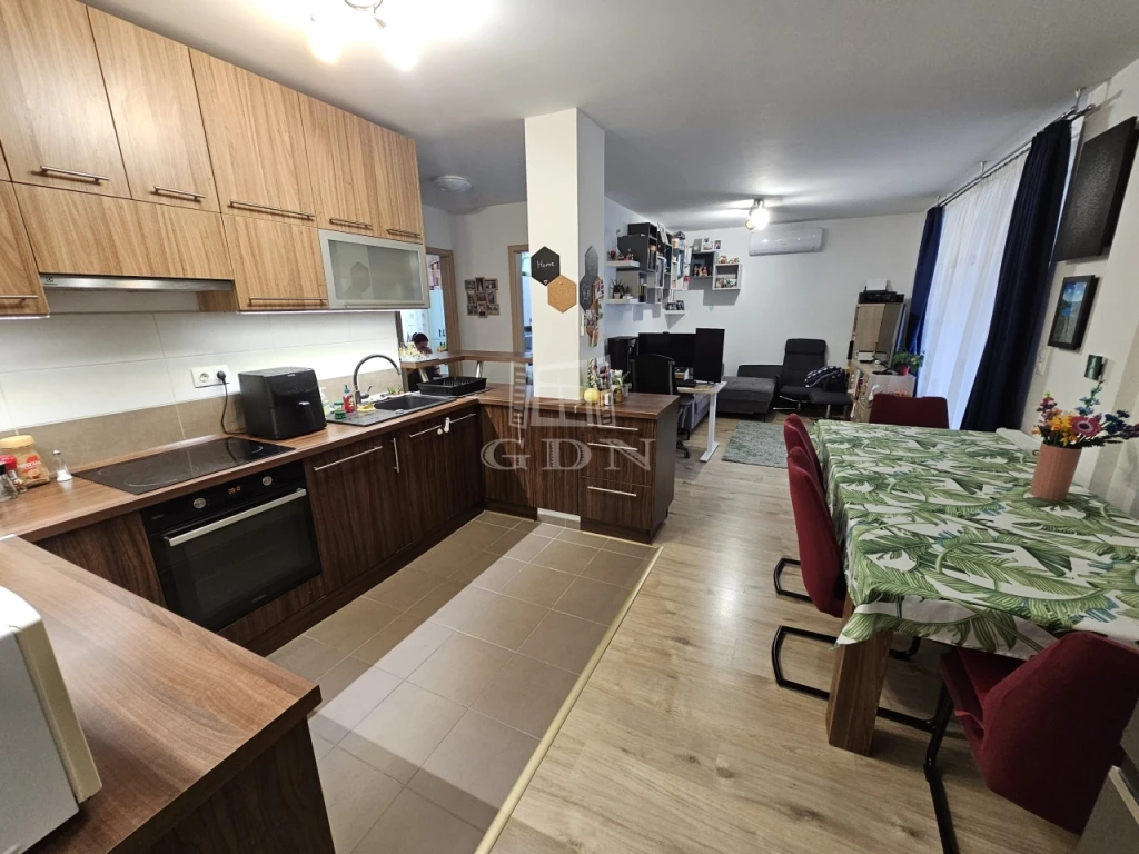 Eladó téglalakás, Budapest XIII. kerület, Szegedi út