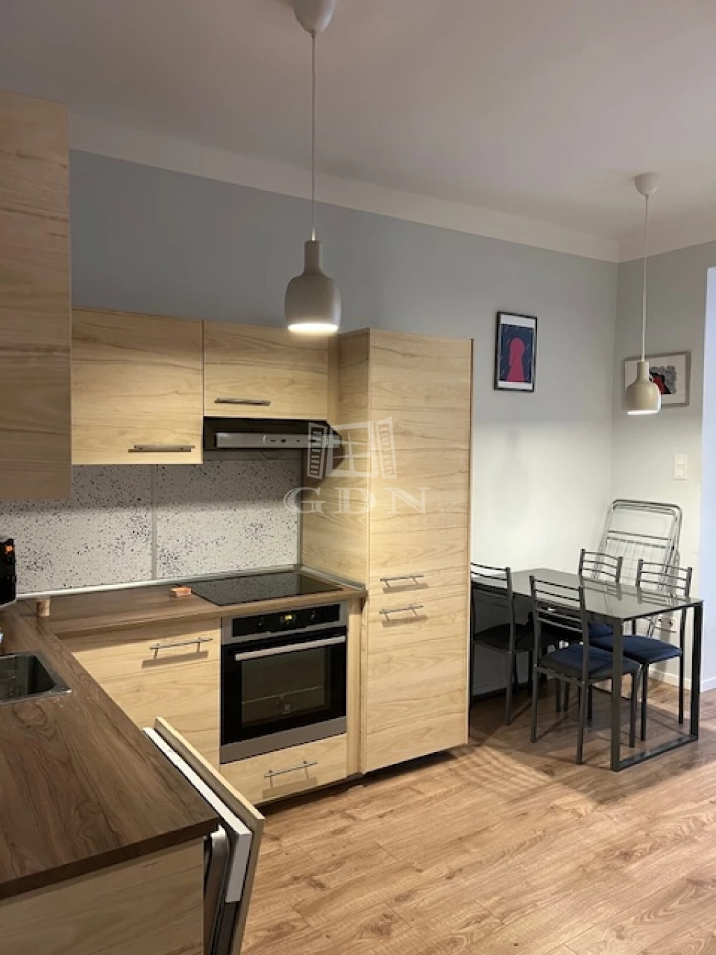 Eladó téglalakás, Budapest XIII. kerület, Lehel utca