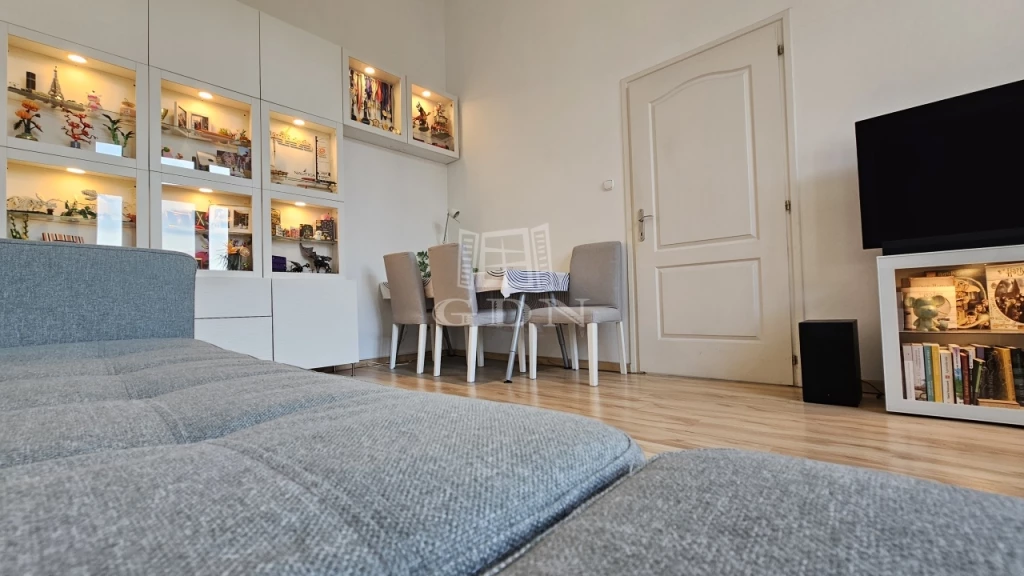 For sale brick flat, Budapest VII. kerület, Dózsa György út