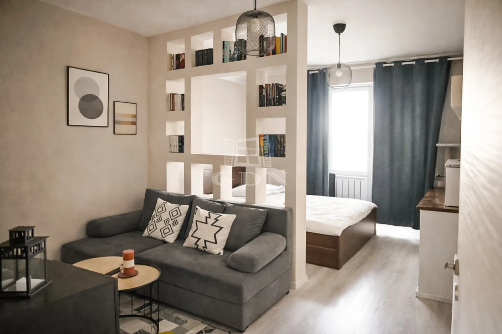 c3-1-name c2-20-name, Budapest XIV. kerület, Vezér utca