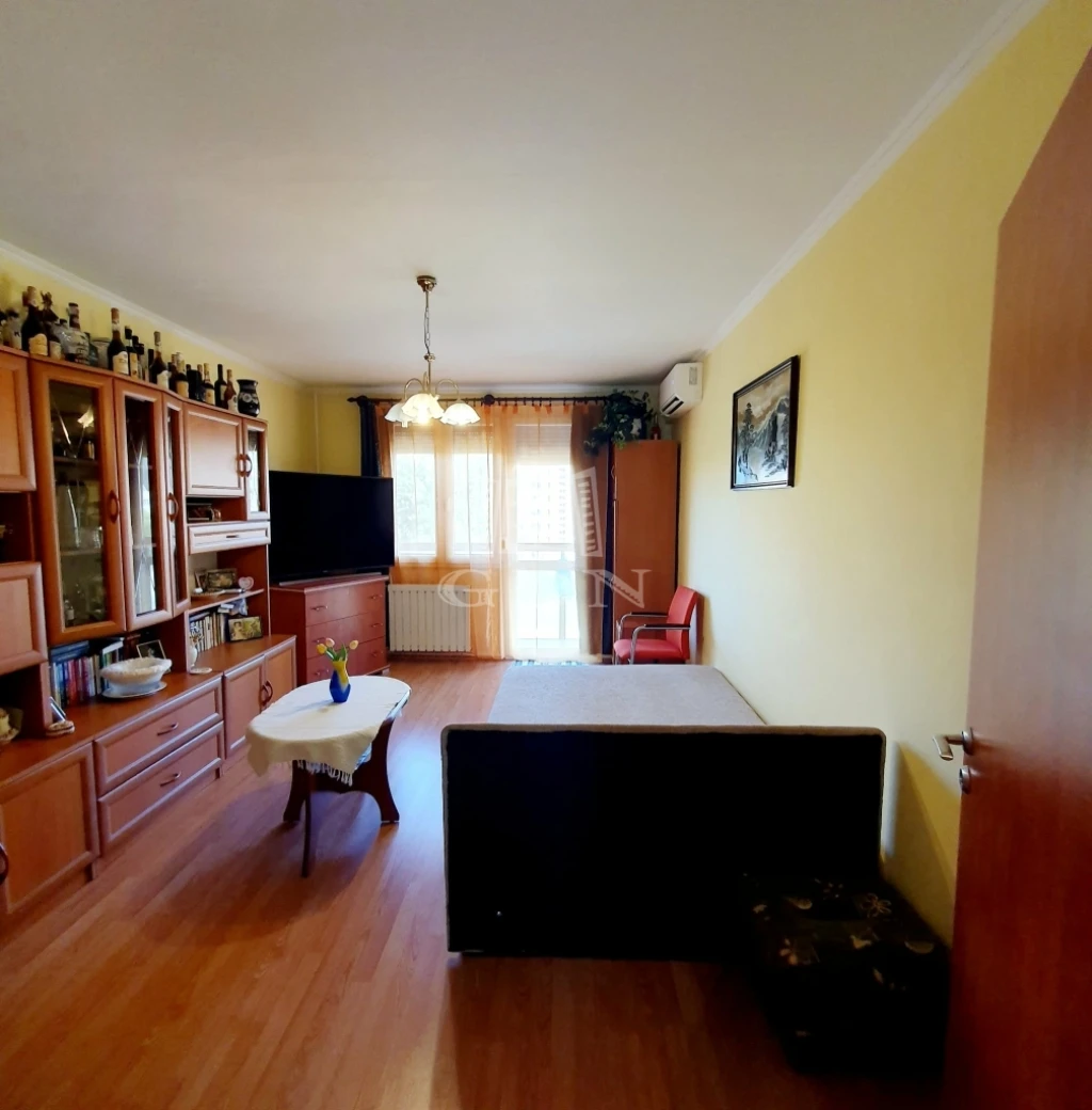 c3-1-name c2-20-name, Budapest XIX. kerület, Fő utca