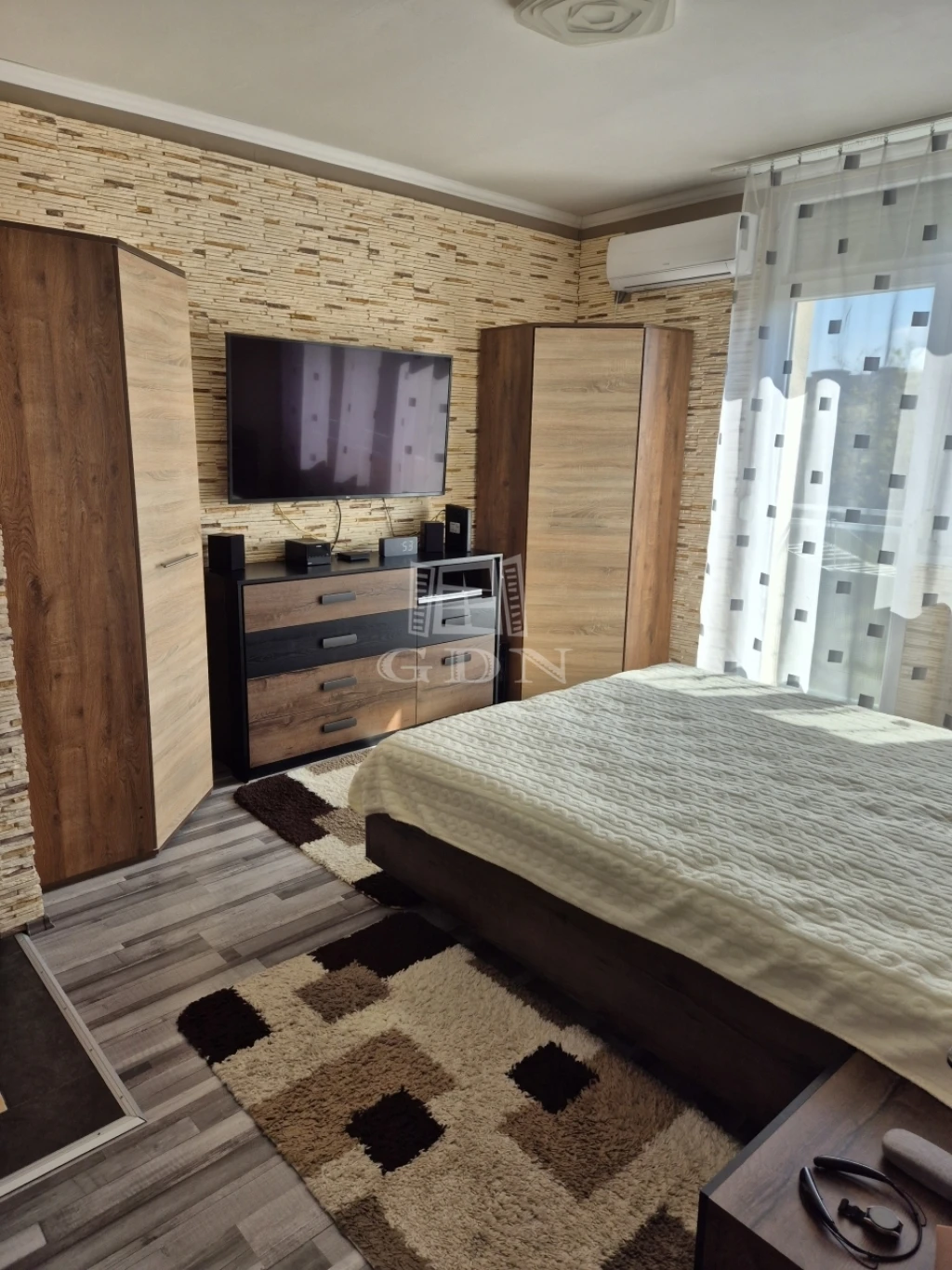 Eladó téglalakás, Budapest XVIII. kerület, Lakatos út