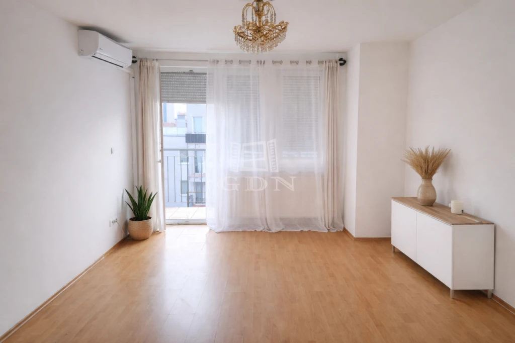 Eladó téglalakás, Budapest VIII. kerület, Dobozi utca