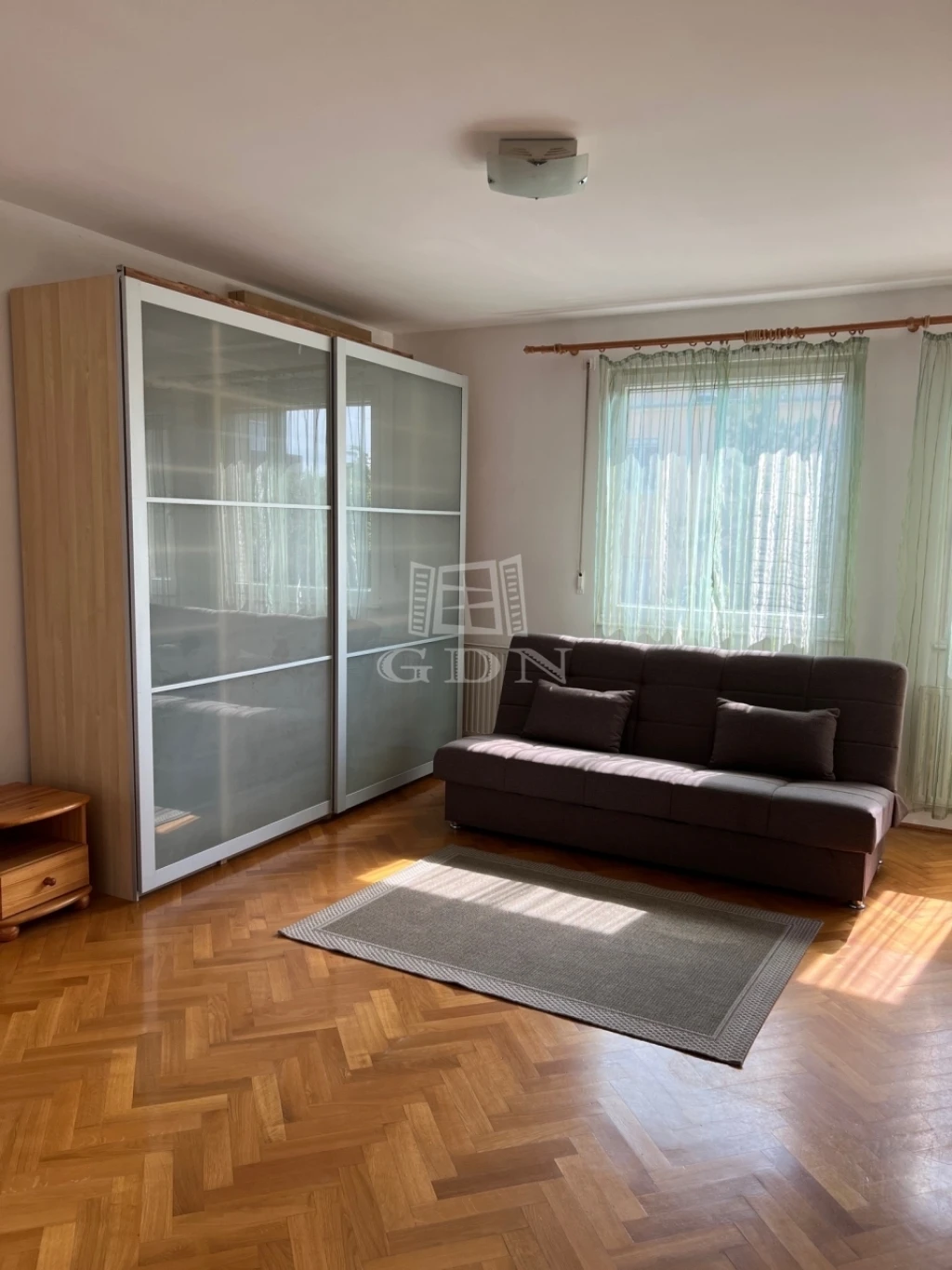 Eladó téglalakás, Budapest XIII. kerület, Szent László út