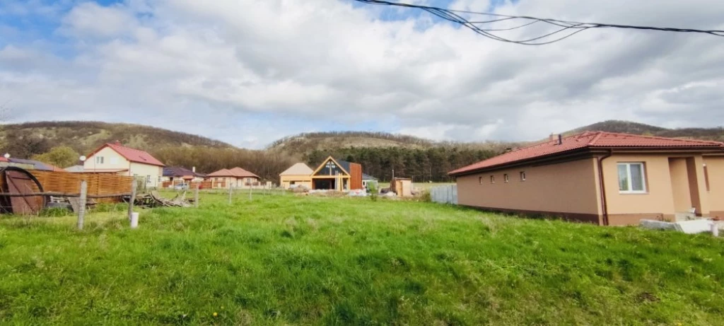 For sale building plot, Szárliget