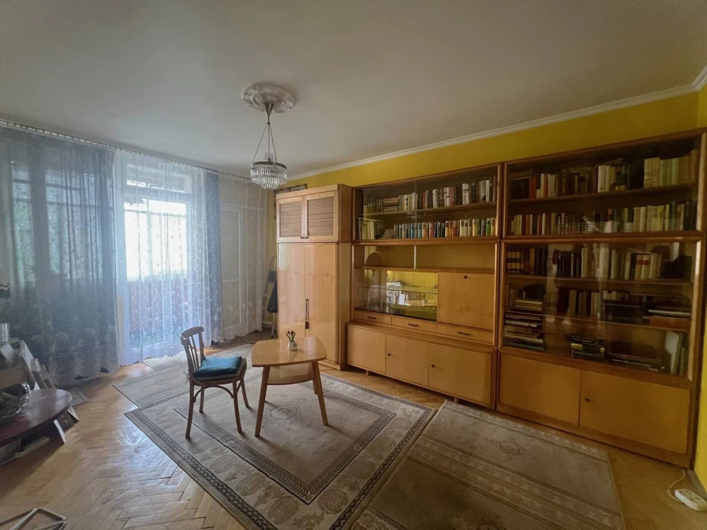 Eladó Társasházi lakás, Tatabánya, Újváros, 42nm, 44900000 Ft