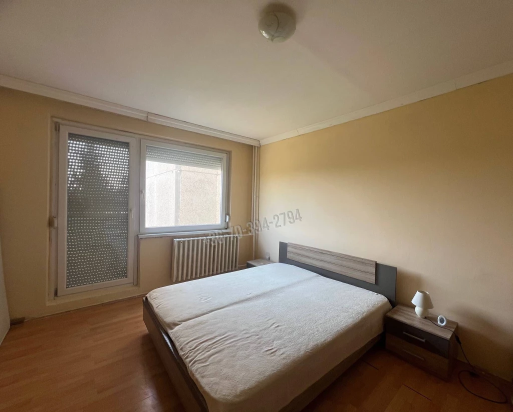 For sale panel flat, Oroszlány, Újváros