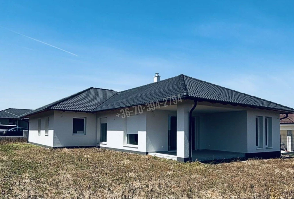 Eladó Családi ház, Környe,  Nincs megadva, 180nm, 193500000 Ft