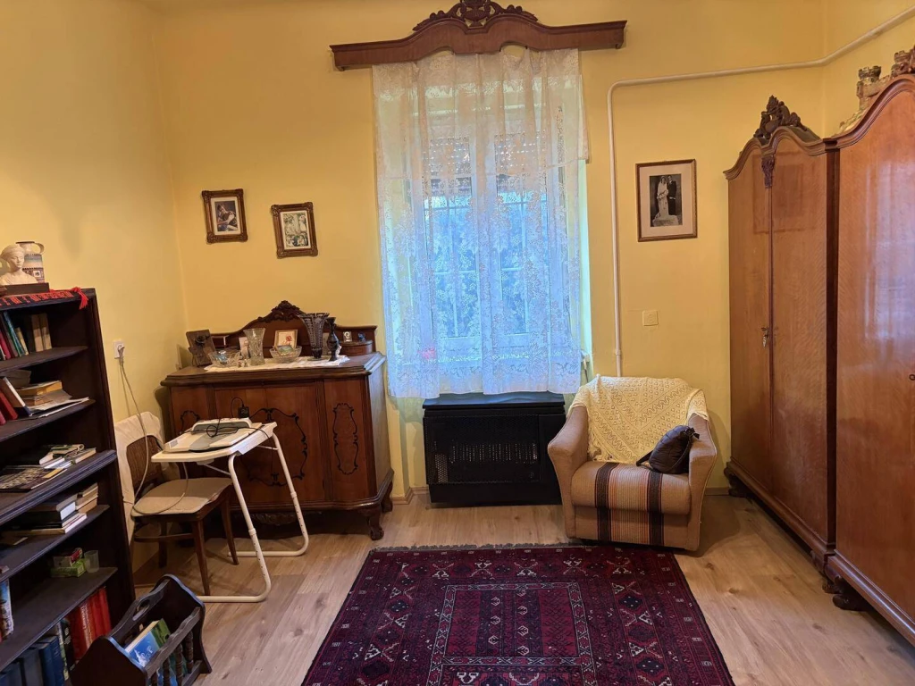 Eladó Társasházi lakás, Győr, Nádorváros, 58nm, 53500000 Ft