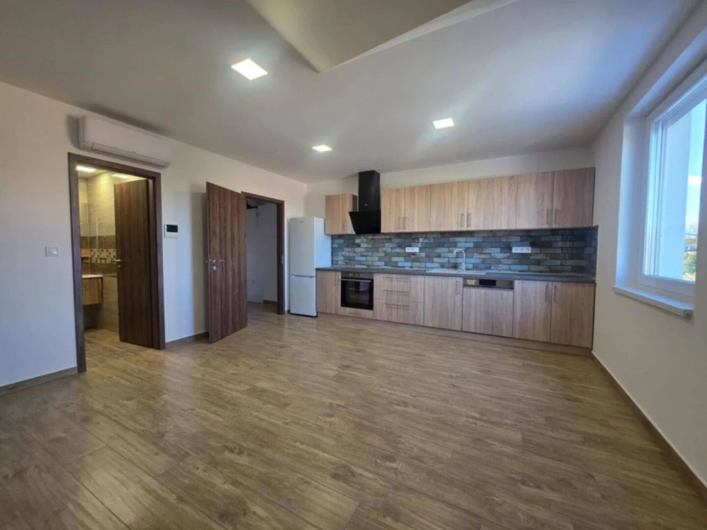 Eladó Társasházi lakás, Rácalmás,  Nincs megadva, 55nm, 52000000 Ft