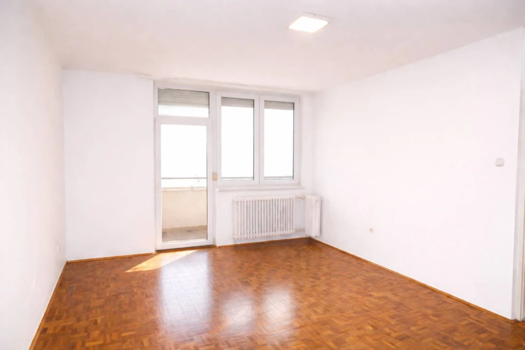 Eladó Társasházi lakás, Tatabánya, Újváros, Mártírok útja, 43nm, 36900000 Ft