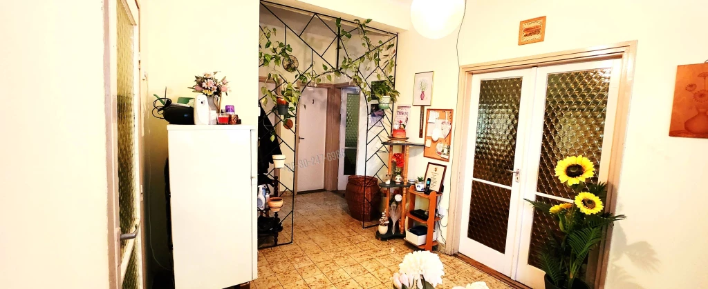 Eladó Családi ház, Rajka, 90nm, 70000000 Ft