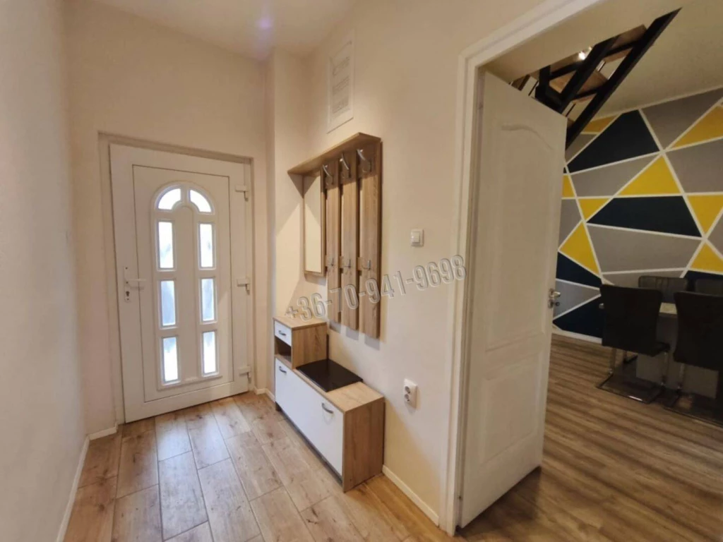 Eladó Ikerház, Budapest III. kerület, Csillaghegy, 162nm, 209900000 Ft