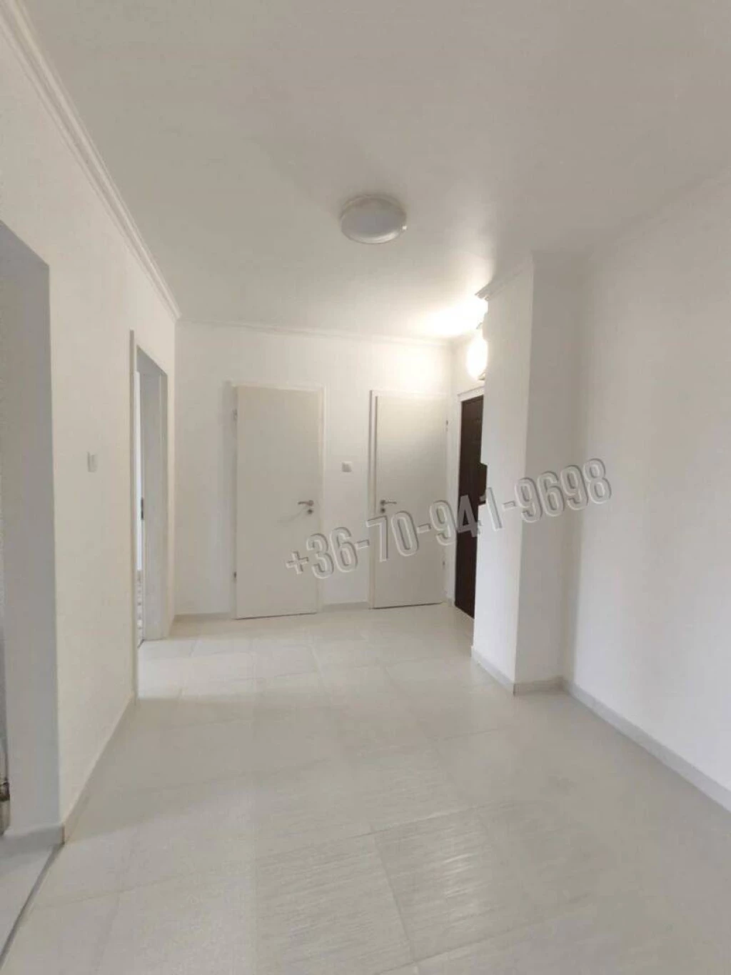 Eladó Panellakás, Budapest III. kerület, Békásmegyer, 50nm, 69900000 Ft