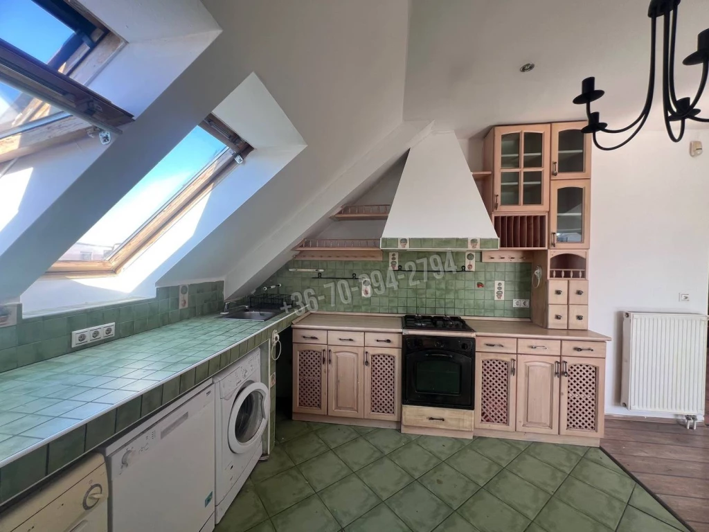 Eladó Társasházi lakás, Tatabánya,  Nincs megadva, 84nm, 62990000 Ft