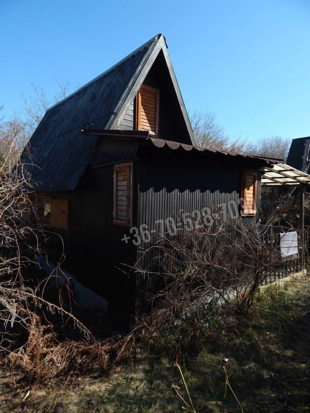 Eladó Üdülő, nyaraló, Tatabánya, Síkvölgypuszta, 22nm, 16900000 Ft