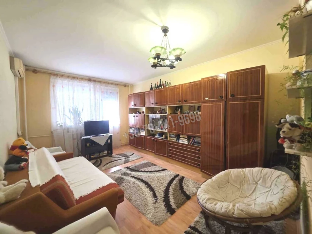 Eladó Panellakás, Dunaújváros, Belváros, Köztársaság út, 59nm, 32900000 Ft