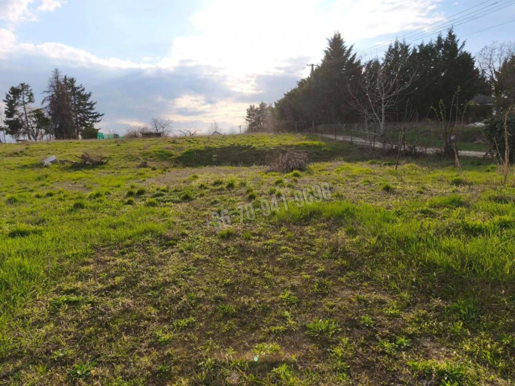 Eladó Építési telek, Rácalmás, Kis köz, Somogyi Béla utca, 700nm, 12000000 Ft