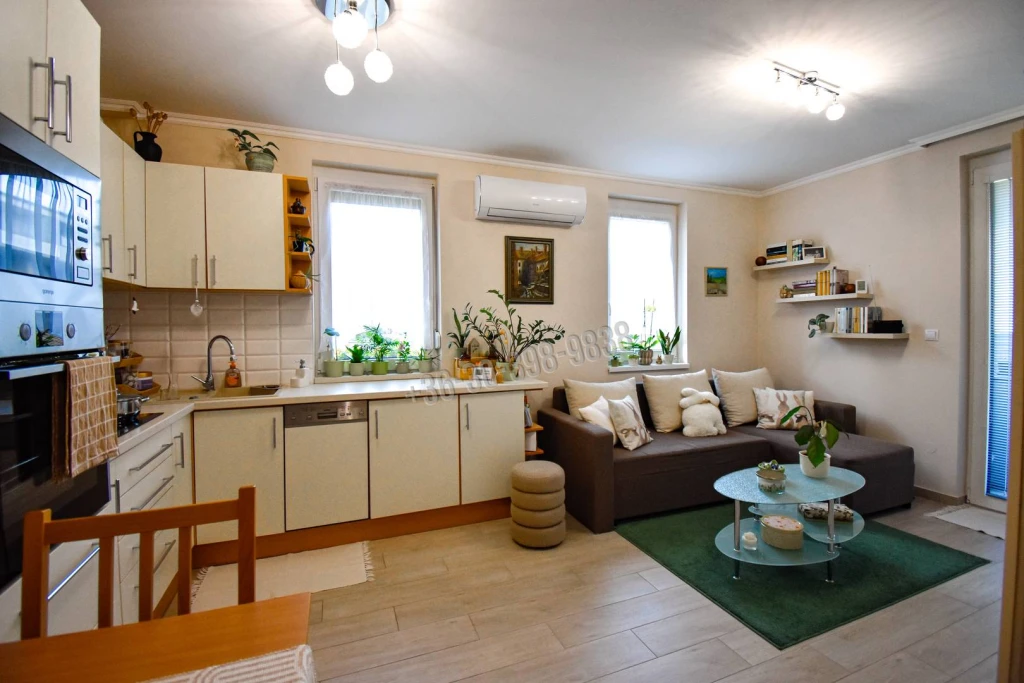 Eladó Társasházi lakás, Mosonmagyaróvár, Városközpont, Mosonyi Mihály utca, 46nm, 58500000 Ft