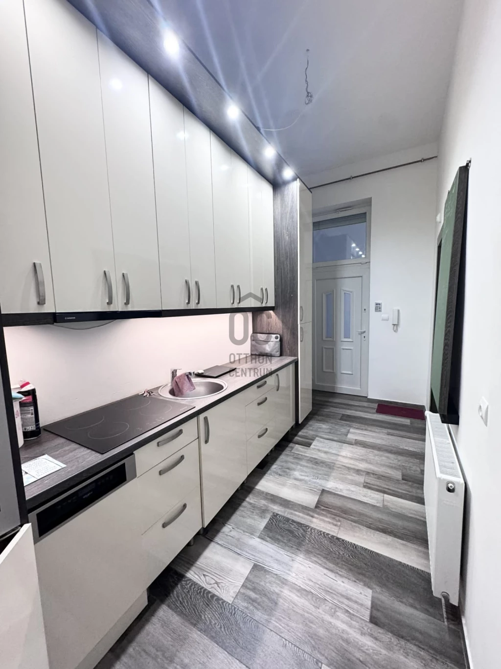 Eladó téglalakás, Budapest VII. kerület, Belső Erzsébetváros